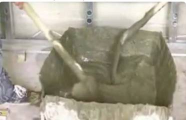 Приготовление раствора для стяжки пола (цементно-песочной)