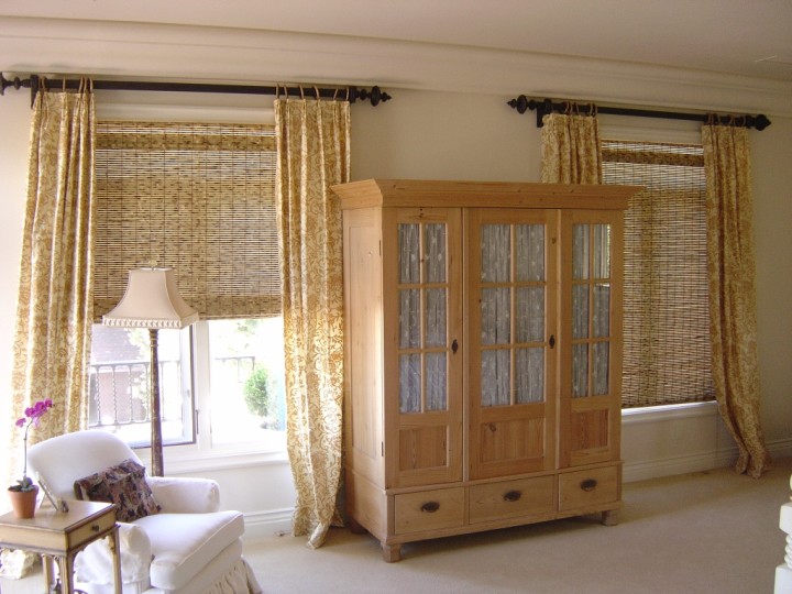 Бамбуковые шторы для спальни: дизайн и фото
